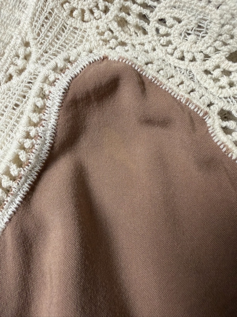 Democracy Boho Lace Embroidered Rayon Camisole Tank Top Tan Neutral Summer Sz S - Picture 11 of 11